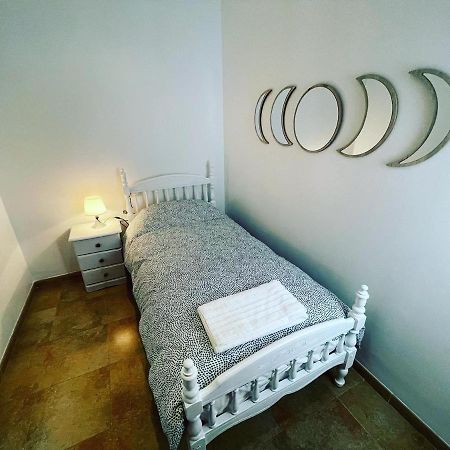Apartamentos Colon Pondos Linares (Jaen) Ngoại thất bức ảnh