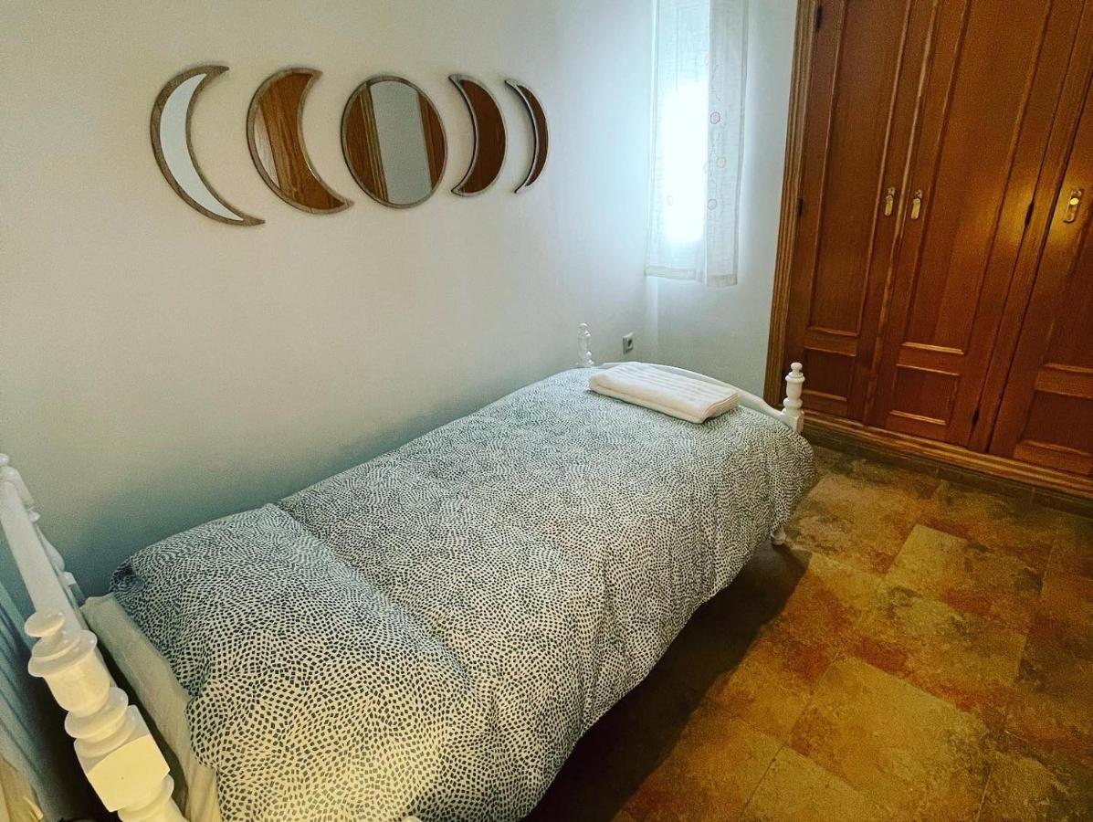 Apartamentos Colon Pondos Linares (Jaen) Ngoại thất bức ảnh