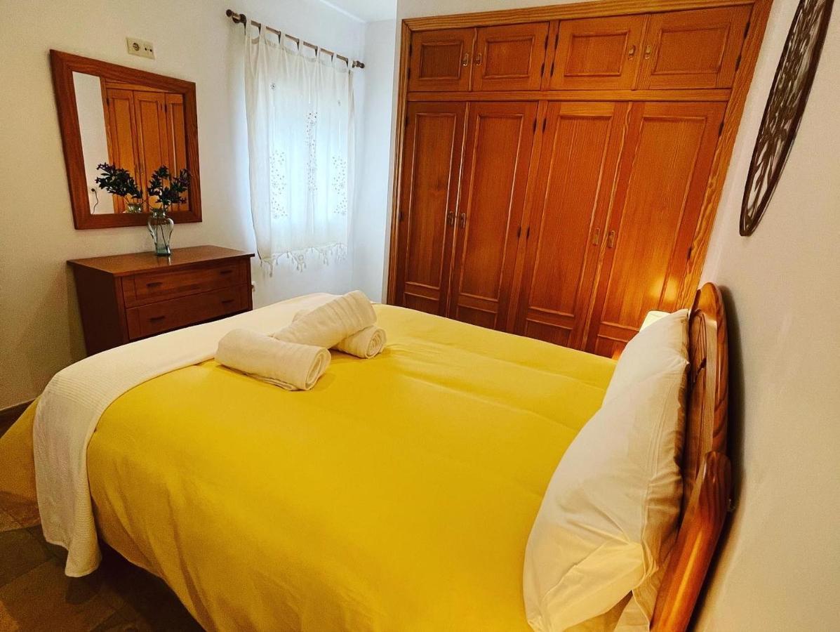 Apartamentos Colon Pondos Linares (Jaen) Ngoại thất bức ảnh
