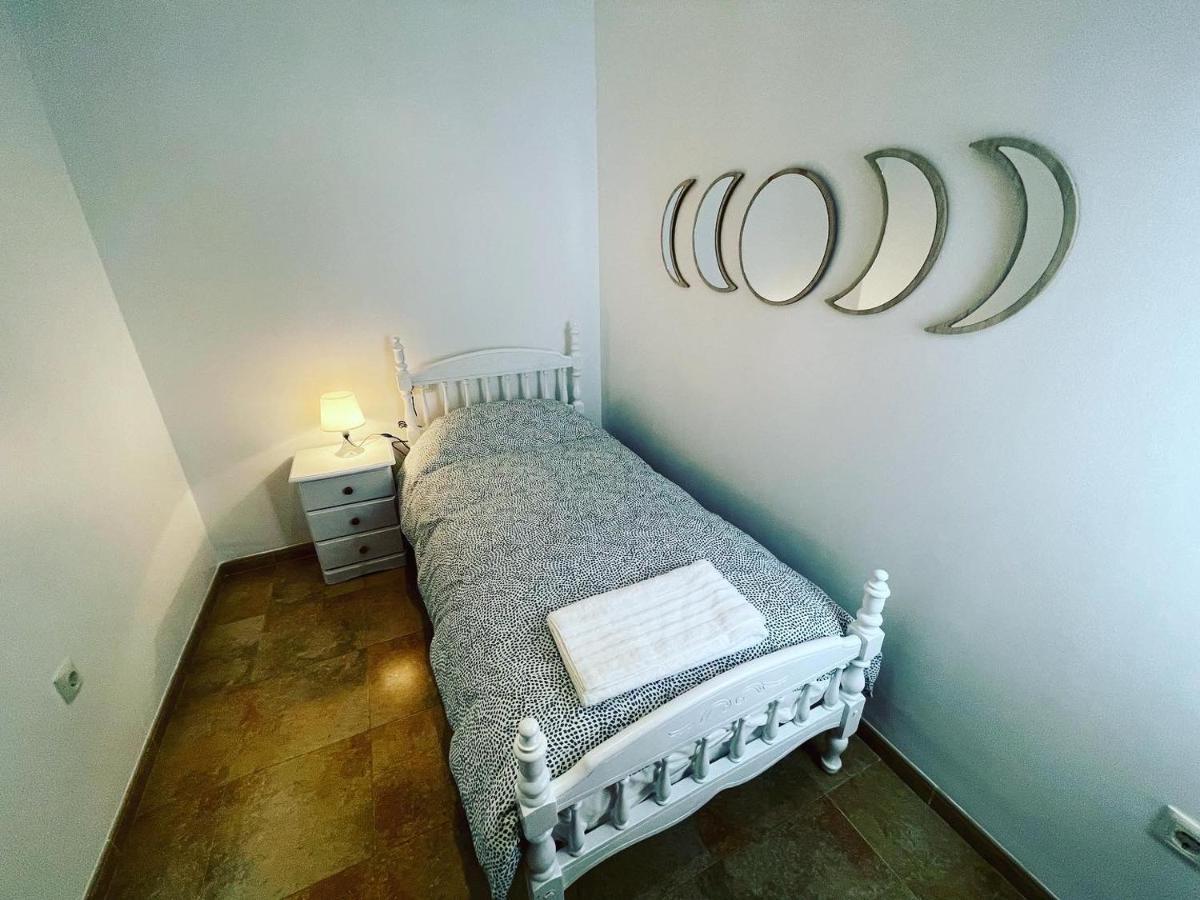 Apartamentos Colon Pondos Linares (Jaen) Ngoại thất bức ảnh